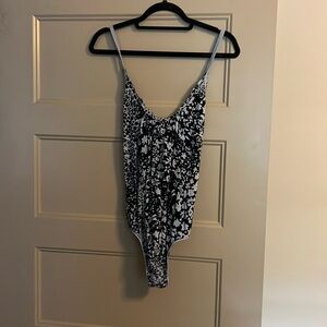 Free people. Size S. Worn once - great condition